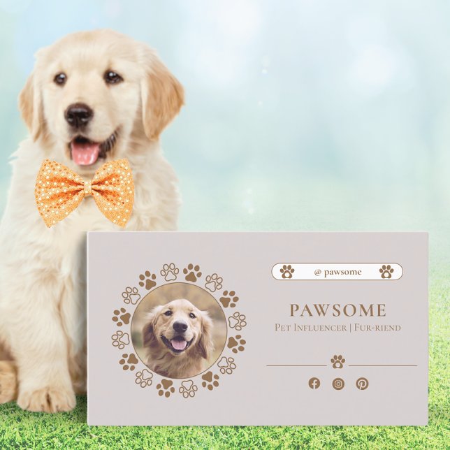 Elegant Beige Cute Pet Influencer social Media Visitkort (Skapare uppladdad)
