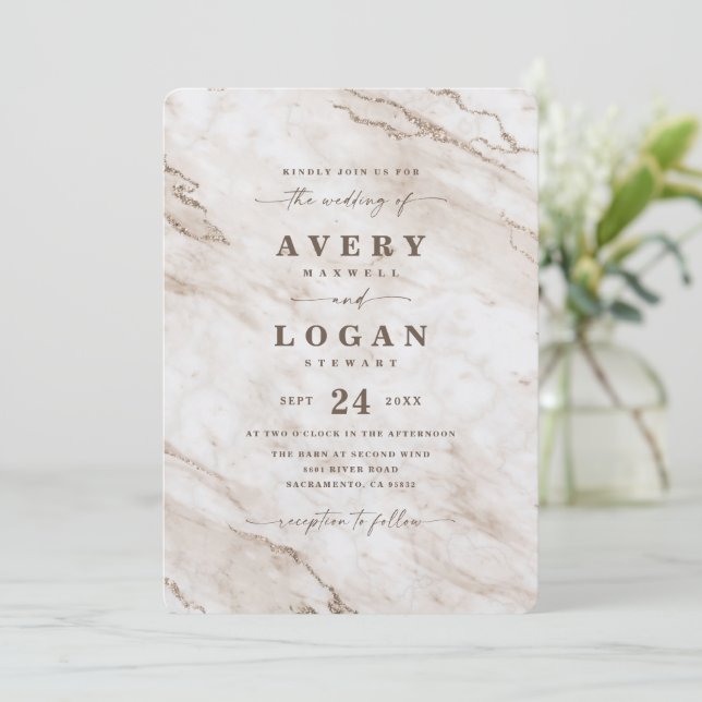 Elegant Benvita Beige Metallic Marble Bröllop Inbjudningar (Stående Fram)
