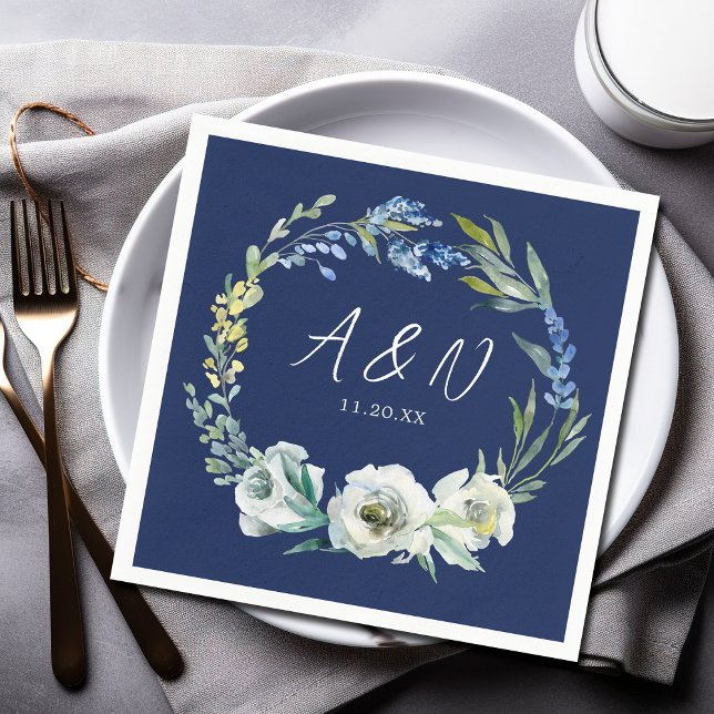 Elegant Blå Blommigten Monogram Winter Wedding Pappersservett (Skapare uppladdad)