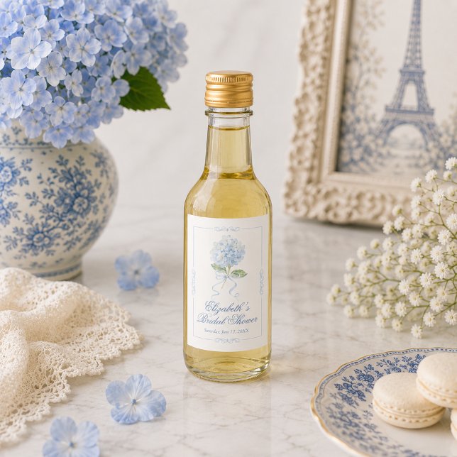Elegant blå hortensia bröllopsfest mini vinetikett (Elegant Blue Hydrangea Bridal Shower Mini Wine Label)