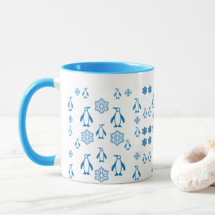 Elegant blå penguiner med Snöflingor Mönster Mugg