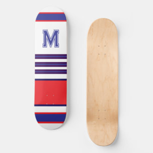 Elegant blå röd vit randig monogram skateboard