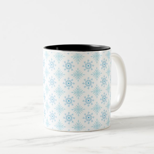 Elegant blå snöflinga vinter mönster Två-Tonad mugg (Framsida höger)