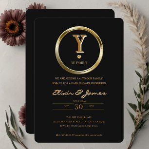 Elegant Black and Guld Monogram Family Baby Shower Inbjudningar