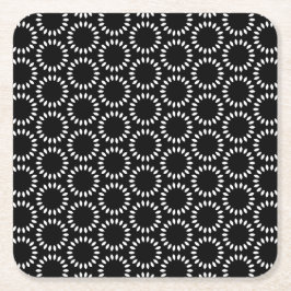 Elegant Black and White Petal Mandala Pattern Underlägg Papper Kvadrat