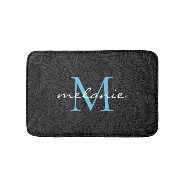 Elegant Black Blommigt Himlar Blue Script Monogram Badrumsmatta (Framsidan)