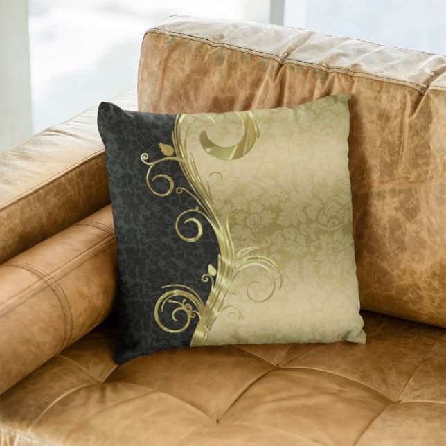 Elegant Black Damask Guld Swirls Kudde (Skapare uppladdad)