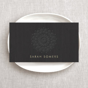 Elegant Black Embossed Motif-utseende Visitkort