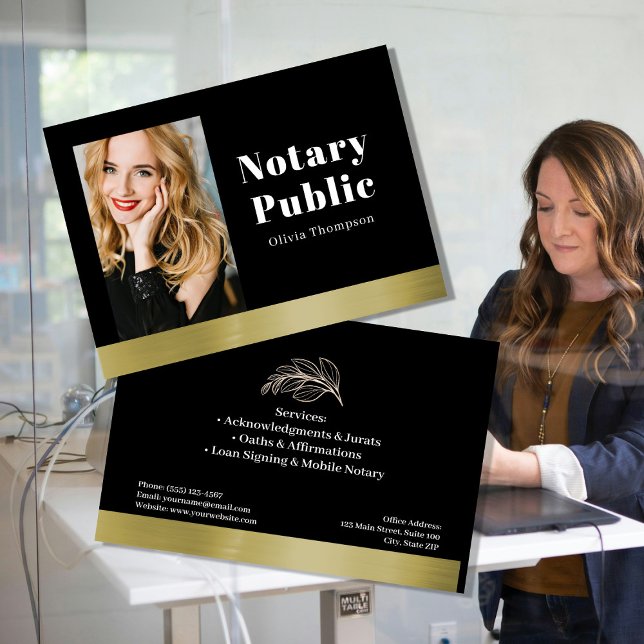 Elegant Black & Gold Notary Public Business Card Visitkort (Skapare uppladdad)