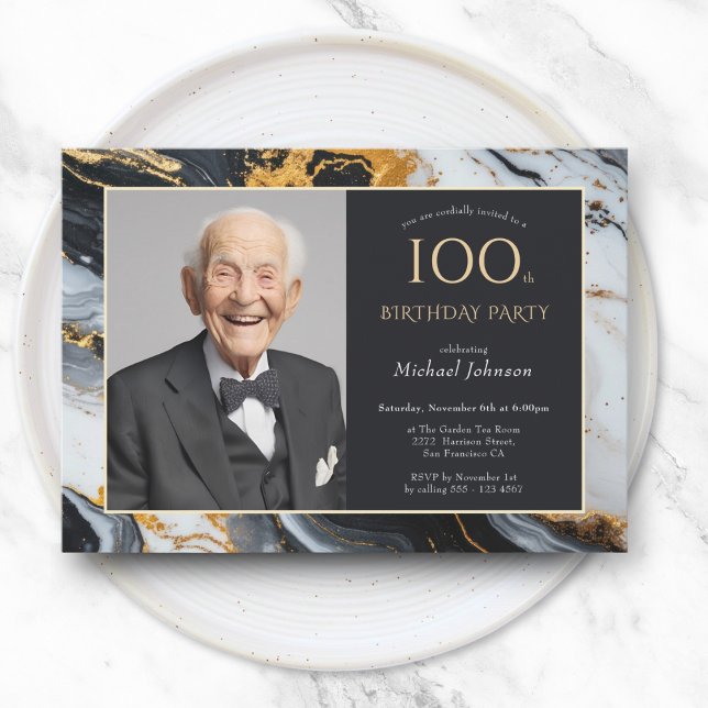 Elegant Black Guld Agate Photo 100 Birthday Inbjudningar (Elegant Black Gold Agate Photo 100th Birthday Invitation)