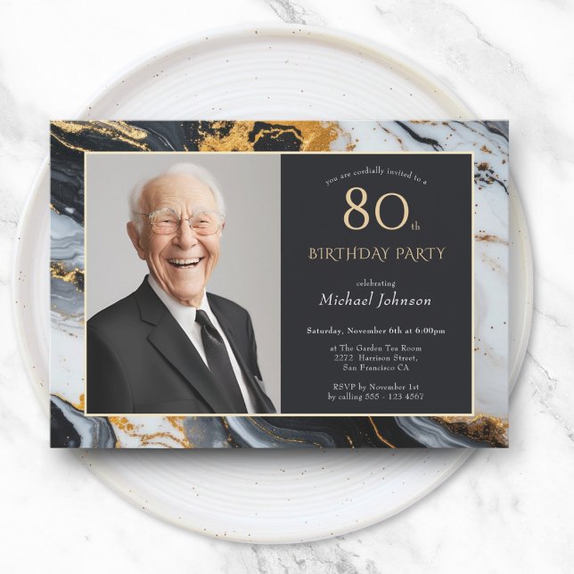 Elegant Black Guld Agate Photo 80 Birthday Inbjudningar (Elegant Black Gold Agate Photo 80th Birthday Invitation)