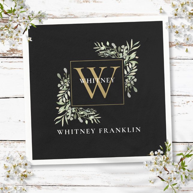 Elegant Black Guld Monogram Greenery Eucalyptus Pappersservett (Elegant Black Gold Monogram Greenery Eucalyptus Napkins)