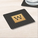 Elegant Black Guld Monogram Initial Script Modern Underlägg Papper Kvadrat<br><div class="desc">Elegant Black Guld Monogram Initial Script Modern Square Papper Underlägg. Har en lyxsvart bakgrund och guld-bakgrund.</div>