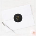 Elegant Black & Guld-skript Monogram Bröllop Runt Klistermärke<br><div class="desc">Elegant Black & Guld Script Monogram Bröllop Classic Round Sticker</div>