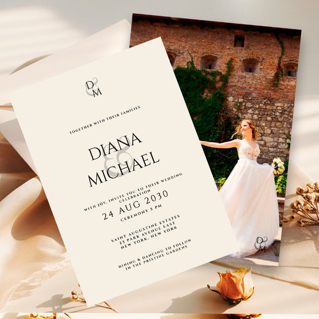 Elegant Black & Ivory Monogram Wedding Photo Inbjudningar (Skapare uppladdad)