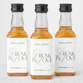 Elegant Black & White Drunk in Love Mini  Spritflaskor Etikett