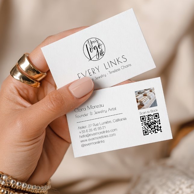 Elegant Black White Permanent judelry QR-kod Visitkort (Elegant Black White Permanent Jewelry QR Code Business Card)