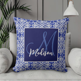 Elegant blågrå geometrisk initial monogram kudde