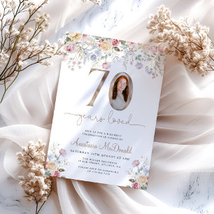 Elegant blomfotografi 70-årsdag inbjudningar