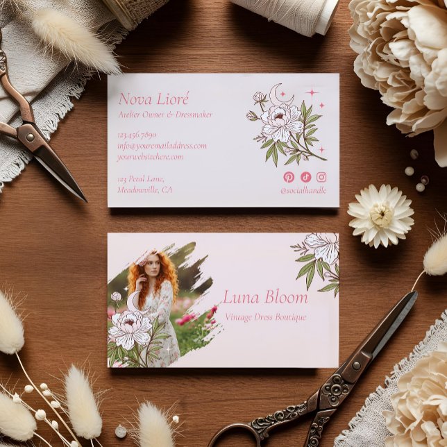 Elegant Blommig Pion Celestial Holistisk Måne Foto Visitkort (Elegant Floral Peony Celestial Holistic Moon Photo Business Card)