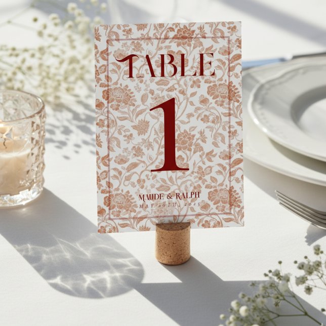 Elegant Blommig Toile Script Röd Bröllops- Bordsnummer (Guide guests to their seats using these Elegant Floral Toile Script Red Wedding Table Number! )