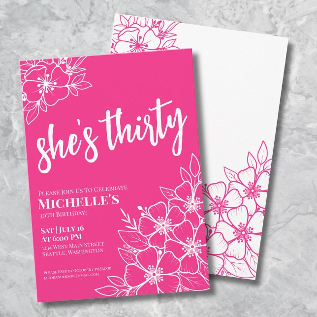 Elegant Blommig Trettio Het Rosa 30-års Födelsedag Inbjudningar (Elegant Floral Thirty Hot Pink 30th Birthday Party Invitation)