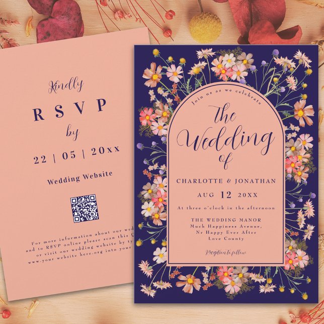 Elegant Blommigt Arch Navy Blue Fall Wedding Inbjudningar (Elegant floral arch navy blue peach fall wedding invitation watercolor wildflowers stylish script)