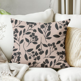 Elegant Blommigt Black Flowers på Dusty Rosa Kudde