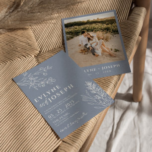 Elegant Blommigt Dusty Blue Herbal Boho Bröllop Inbjudningar