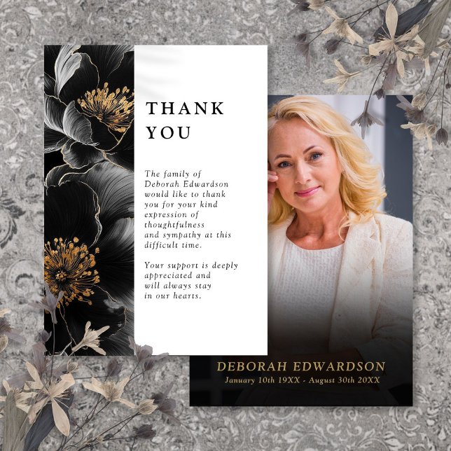 Elegant Blommigt Firande i livets begravningsfoto Tack Kort (Elegant Floral Celebration Of Life Funeral Photo Thank You Card)