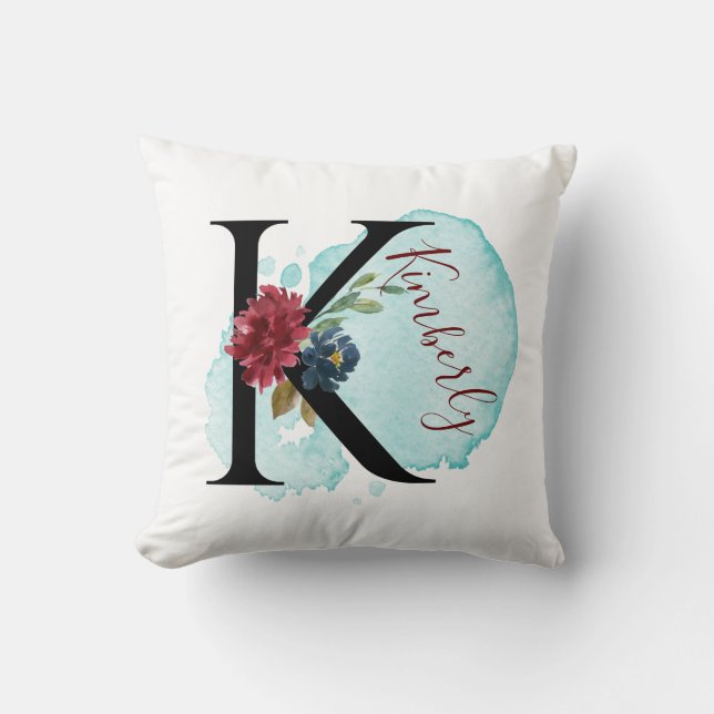 Elegant Blommigt Monogram K Personlig Namn Kudde (Framsida)