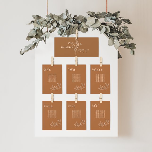 Elegant Blommigt Orange Bröllop sätesschemakort fö Inbjudningar (Skapare uppladdad)