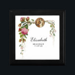 Elegant Blommigt Religiösa Bridesmaid Bröllop  Minnesask<br><div class="desc">Den har en vacker katolsk svart och vit bild av den välsignade Jungfru Mary & St. Joseph när de tros vara trogna mot varandra. . - All text och typsnitt kan ändras.</div>