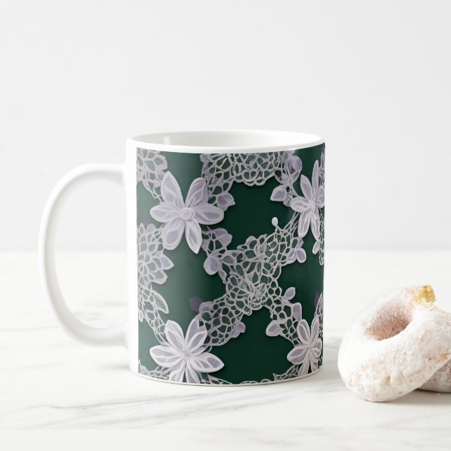 Elegant Blommigt Snöre Mönster i Grönt och vitt Kaffemugg (Med munk)