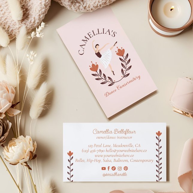 Elegant blomsterbalkett dansinstruktör skola rosa visitkort (Elegant Floral Ballet Dance Instructor School Pink Business Card (Front & Back))