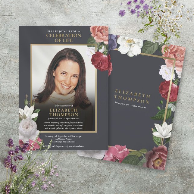 Elegant blomsterfirande av livets begravningsfoto inbjudningar (Elegant Floral Celebration of Life Funeral Photo Invitation)