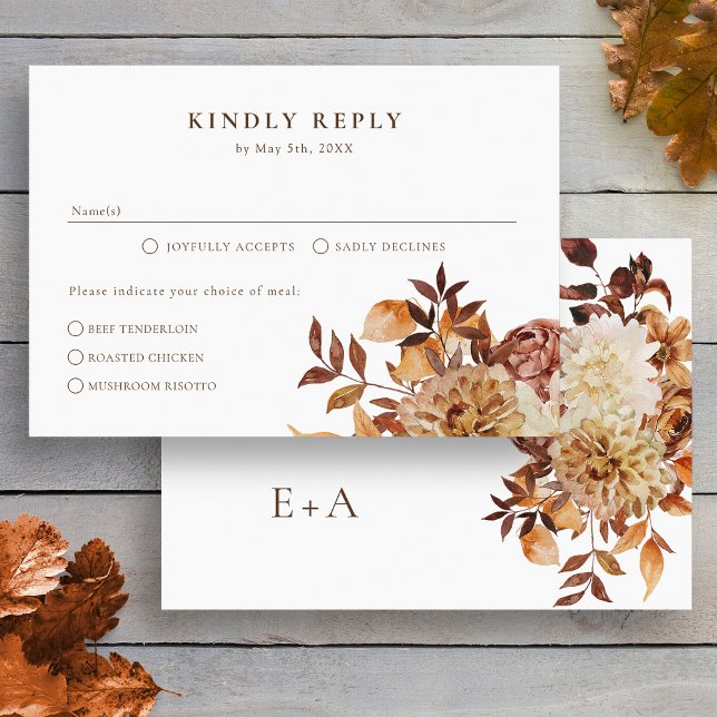 Elegant blomsterlig höstbröllop OSA kort (Elegant Floral Fall Wedding RSVP Card back Monogram by Painted Paperie
)