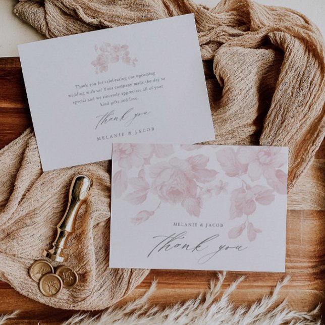 Elegant blomsterlig skript Rosa bröllopsdusch Tack Kort (Elegant floral pink roses bridal shower thank you card.)