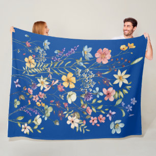 Elegant blomstermönstrad filt för mysig komfort oc