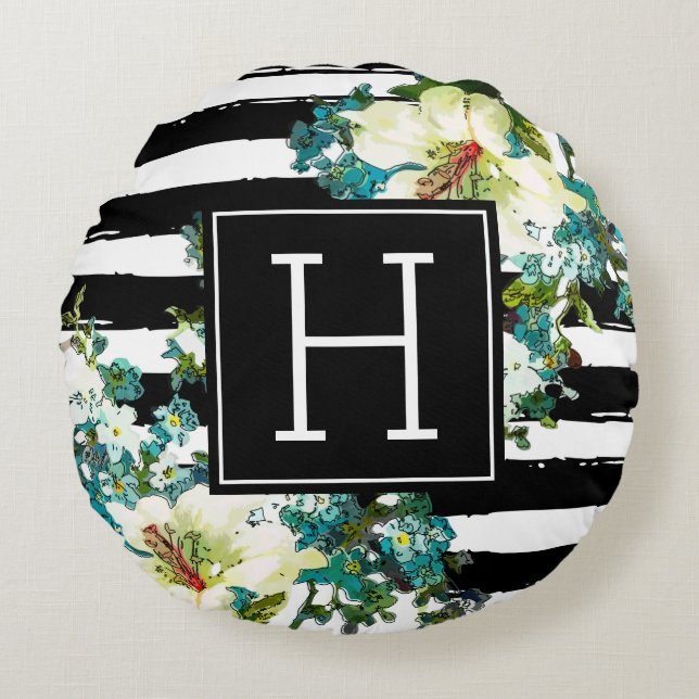 Elegant Blue and White Flowers with Monogram Rund Kudde (Framsidan)