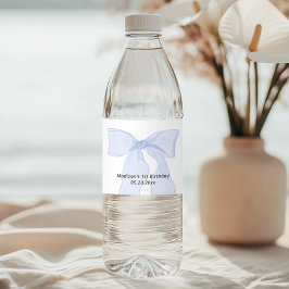 Elegant Blue Bow Birthday Vattenflaskor Etikett