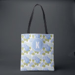 Elegant Blue Hydragea Flowers Mönster Monogram Tygkasse<br><div class="desc">Var du än är med Eleganten Blue Hydrangea Flowers Mönster Monogram Tote Bag. Den här texten, som är försedd med delikata blå vattenskotrar, blandar ihop den tidlösa skönheten med vardagens funktioner. Monogrammet för personlig ger en unik beröring och skapar det som ett tillbehör till snyggten för att handla, arbeta eller...</div>