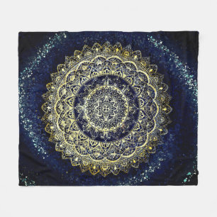 Elegant Blue och Guld Mandala Art Boho Beach Fleecefilt