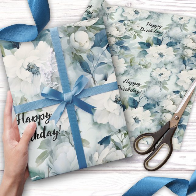Elegant Blue Vintage Blommigt Birthday Presentpapper (Birthday wrapping paper featuring an elegant vintage pattern in blue and white with flowers)