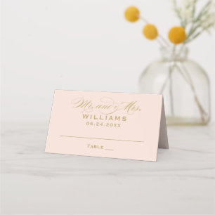 Elegant Blush Guld Kalligrafi Herr Fru Bröllop Placeringskort