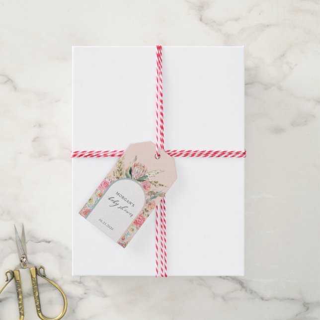 Elegant bohemisk blomster baby shower monogram presentetikett (Med Snöre)