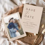 Elegant Boho Spara datum för fotominimalister Spara Datumet<br><div class="desc">Bröllop Boho Terracotta Spara datumkort med foto på framsidan. Spara datumkorten innehåller en modern handskriven kursiv skripttypografi som är elegant,  enkel och modern till använda efter att du har minimalistisk enkel bröllopsdag firande.</div>