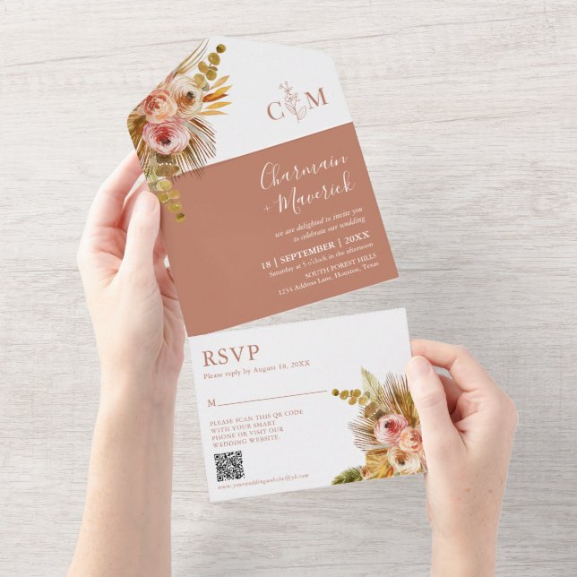 Elegant Boho Terracotta Monogram QR-kod Bröllop (Avrivbar del)