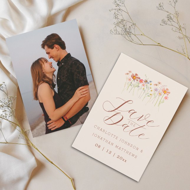Elegant Boho Vildblomma Beige Foto Bröllop Spara Datumet (Boho chic watercolor wildflower meadow photo wedding save the date card)