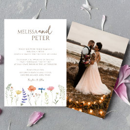Elegant Boho Wildbloms Photo Avslappnad Bröllop Inbjudningar